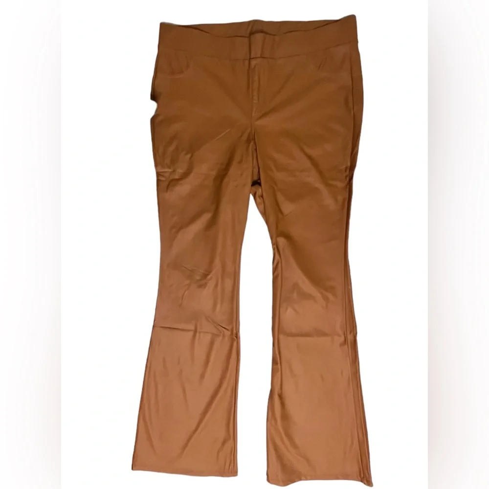 NWT Torrid Signature Waist Faux Leather Slim Boot Legging | 18/20 - Picture 2 of 9